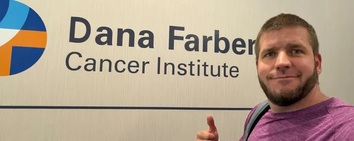 文章封面：I'm Building a Cancer Vaccine for One Person. Me.